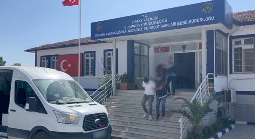 51 İlde Düzenlenen Denetimlerde 273 Göçmen Kaçakçısı, 1.022 Düzensiz Göçmen Yakalandı